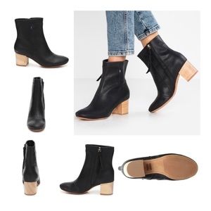 Toms Black Leather arbor Wooden Sole Ankle Booties